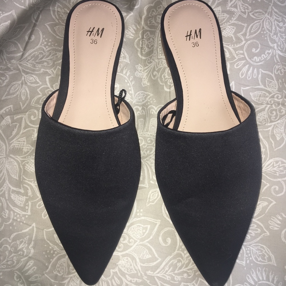 Pointed toe flats - Picture 3 of 4